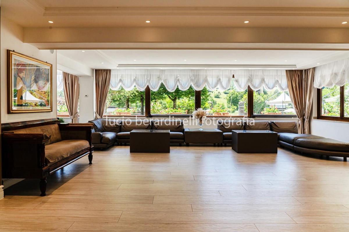 Hotel Edelweiss 佩斯卡塞罗利 外观 照片
