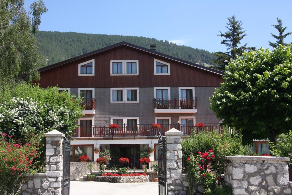 Hotel Edelweiss 佩斯卡塞罗利 外观 照片